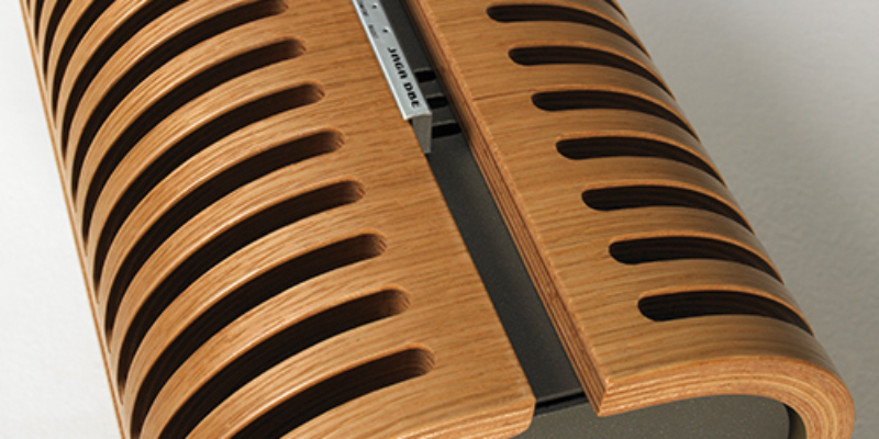Jaga_KnockonwoodStandmodellDBE_03